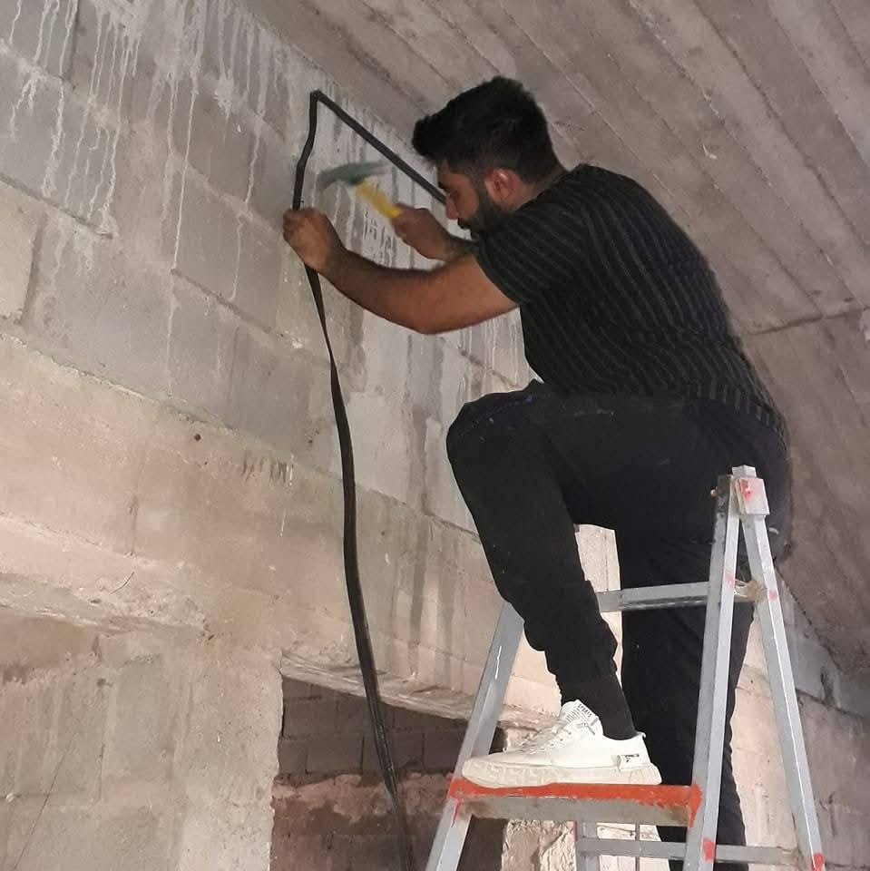 سلام عليكم اخوان اسطه كهربائي من درجه امتياز وبسعر اليريح الزبائن واتصال عالهاي رقم ***********
ومتفرغ حاليا
