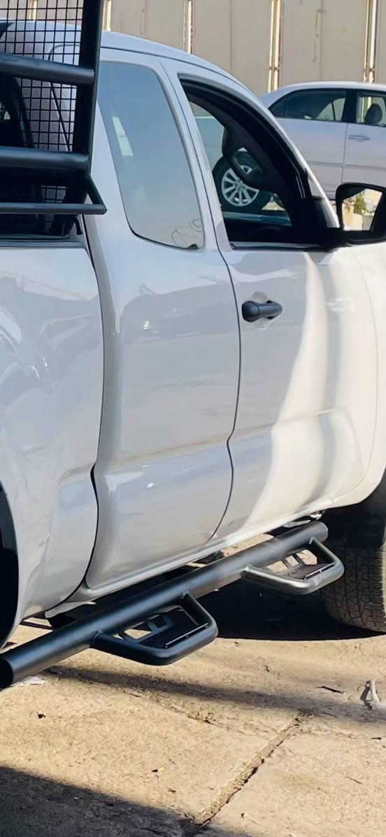 پیکاب تۆیۆتا تاکۆما 2023
• رەنگی سپی
• ٤ پستن 
• تاک اکسل
• تەک نیو بۆدی درێژ
• مەکینە ٢٧٠٠ 
• گێر تۆماتیک 
• ئێرباگ سەلامەتە
• رۆیشتوە٤٢.٠٠٠کم  
• رەقەم تەلەفۆن***********
• نرخ210$
• رەقەم هەولێرە بەناوی خۆمە
پێشی کەپسە نیو دەرگای بۆدی و یەک چاملغی سبوغە 
دۆسە-چەمچە-دەعامی پێش-هۆک لەگەڵدا
