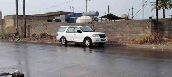 السلام عليكم. فورد اكسبدشن 2005. محرك وگير حاويه. صدر نص عمر. رقم بغداد. تحويل مباشر. السعر٧٥
