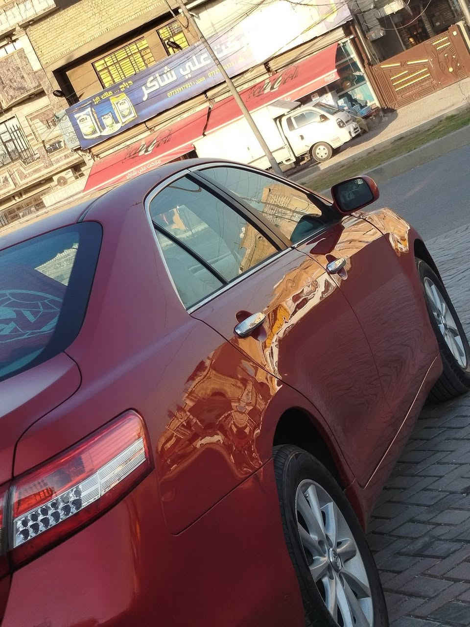 السلام عليكم تؤيؤتا كامري 2011. استيراد امريكي  لجناي فقط. 

بيه. قطع  صبغ. عندي سونار.   ضرر جاملغ ايمن امامي.  فقط. 

محرك 2500.    ملاحظه المحرك والكير قبل 15 يوم انشدن لوك 

والبارحه شديت تايرات حته وصلهن عندي 4 تايرات جدد...

رقم سليمانيه جديد. سنويه ل 2029    بدون نقص سياره 

السعر 96 قفل قفل بدون عمله.  لين سياره الف متذب عليها 

***********.       المكان بغداد.  الرصافه.
