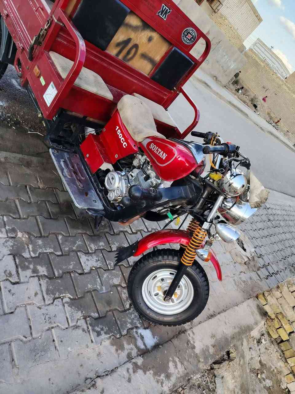 سلام عليكم ستوته للبيع نضيفه موديل ٢٢شهر٩مكلف رقم راعيه ***********
