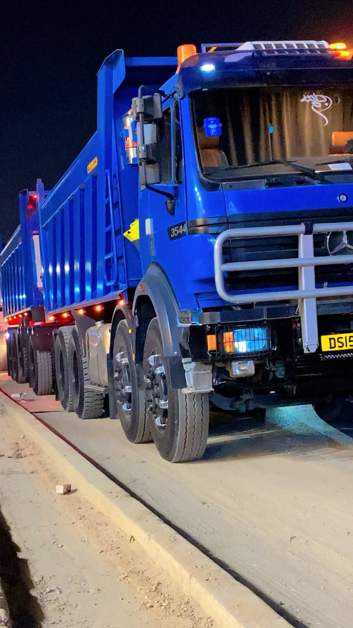 السلام عليكم للبيع البي كرواتي  قاطرة ومقطوره مربوطة 💯سنوية لغاية ٢٠٢٧ بسمي رقم قاسيه مكينه ٤٤ 🔱كير ٢٢٠  بم كهربائي تخم تاير *********** المكان نجف 🇩🇪
