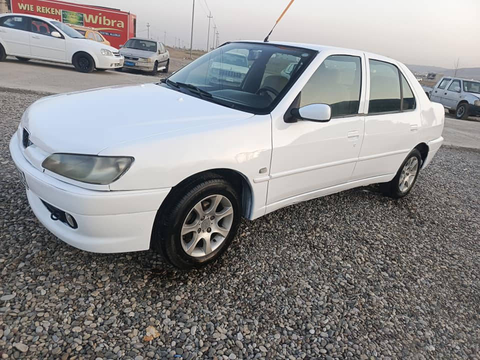 ***********
***********
بیجۆ مۆدێل 2002
گێڕومەکینە بێ عەیب بەشەرت
ڕەقەم سلێمانی ئە صڵی بەشەرت
سەنەوی هەتا 2031 تازەیە بڕاوە غەرامە تحویل بەشەرت
چوارتایەی تازەی لەژێرە 
تاقم پێشی تازەیە 
کارەبایاتی مەزبوت 
لێدراوی پێوەنیە 
بۆجوانی کراوەتە سپی 

سعری 36 گەڵا 
شوێن چەمچەماڵ شمشمل, السليمانية
