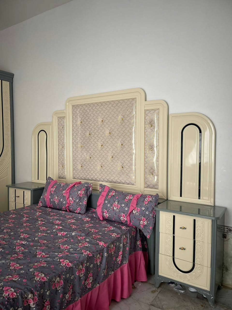 غرفه شغل عراقي الداخل صاج
سقف وقاعده بلوك تسكام غير مستخدم
العنوان بابل الشوملي 
 ***********
