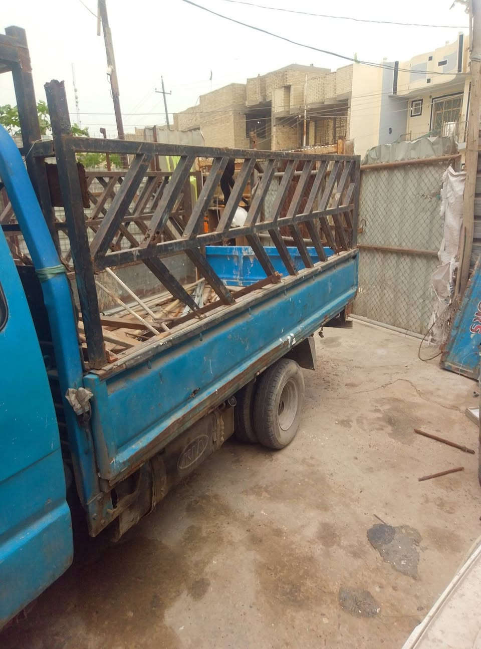 سلام عليكم سياره موديل ١٩٩٦رقم بغداد تحويل ثاني يوم مكان بغداد سعر ٤٢وبه مجال
***********
ملاحظه سنويه ضيعه وبه بلغ سياره بسمي
