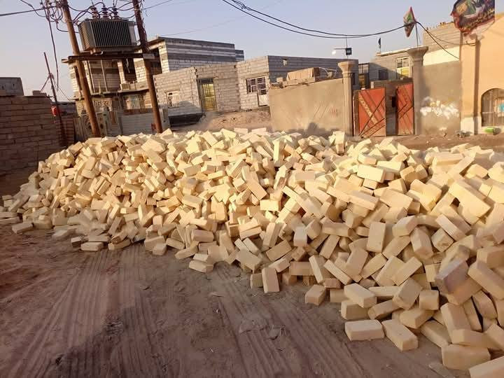 السلام عليكم ورحمه الله وبركاته طابوق شرط الون والقالب والقوه ونضافه وركن اسعار مناسبه جدا العدد 4500التواصل خاص أو نتصال ***********
