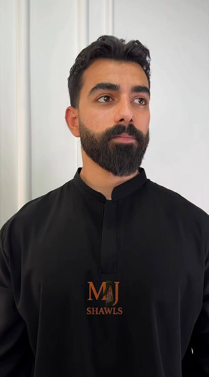 تراك شور اسود خامه عبايه الاصلي

الدرزن 12 قطعه 2 موديل كل موديل 6 قطع 

قياس S  3XL

سعر الدرزن 175 الف


**إذا كنت صاحب هذا الإعلان وتريد حذفه لأي سبب، رجاءا أرسل رسالة إلى الدعم الفني**