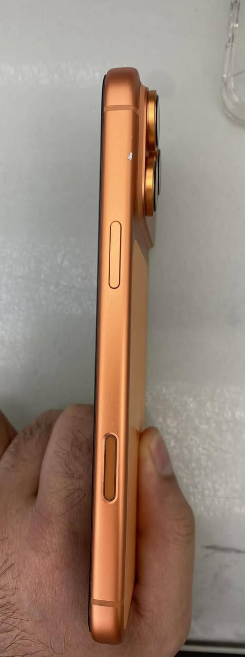 ايفون ١٧ برو ماكس برتقالي
شرق اوسط  عربي  سيمكارت
مشحون 92 مرة بطاريه 99  بس بي هاي الضربه 
بمليونين  الف مكان بغداد ***********
