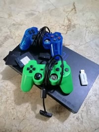 ps2 كامل ملحقاته مع 2جوستك فول نظافه مع دركسون جديد السعر ٦٠ الف مكاني...