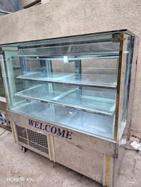 براد البيع نظيف جدا مكاني بغداد 07721066792