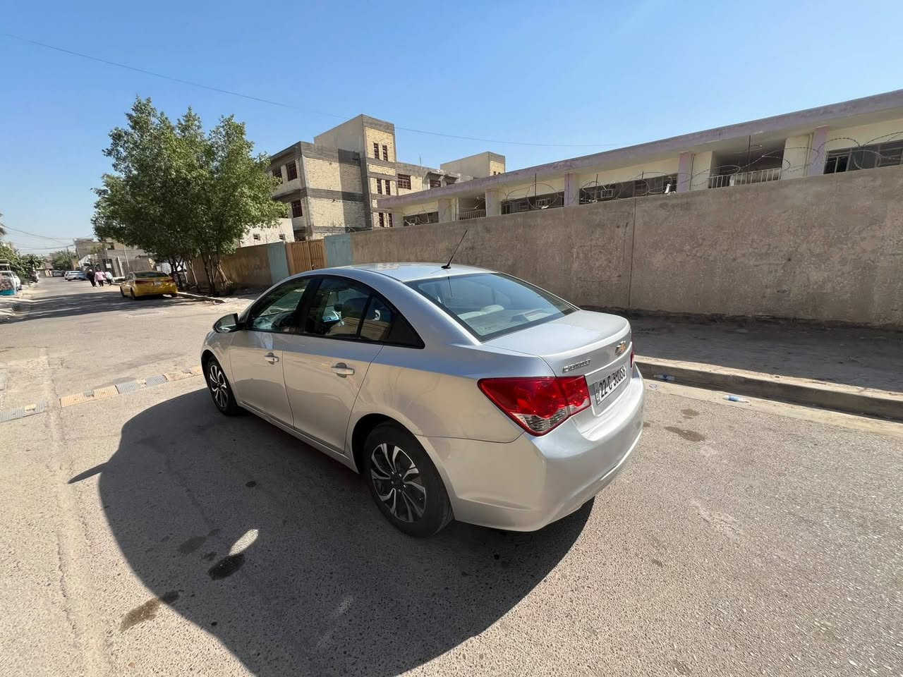 شوفر كروز خليجي ٢٠١٣ محرك ١٨٠٠ صبغ جاملغ امامي فقط وهلال الجاملغ الخلفي  بدون دواخل باسمي رقم اربيل هزه وسنويه جدد ماساقطات تريد تحويل  وكاله مابيه نقص كير محرك تبريد ثلج  مكاني بغداد الدورة سعر ٧٥ وبيهه مجال ***********
