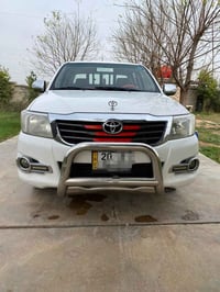 هايلوكس • ٢٠١٤ • كفاله محرك وكير