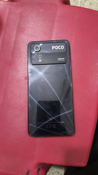 جهاز بوكو x4 برو فايف جي 5G مستخدم فقط كسر بل شاشة شغال ذاكرة256 كامره...