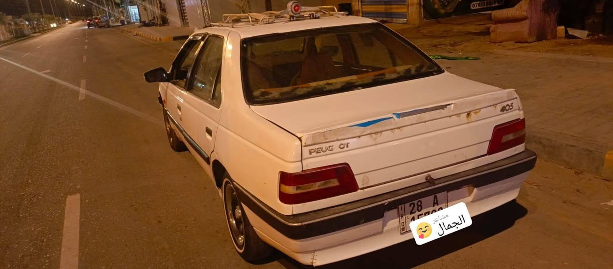 السلام عليكم بيجو 405موديل 2012للبيع رقم انكليزي بسمي رقم نجف السعر 28السياره خير من الله هزه جديده مكينه كير حداديه  تبريد عوزه غاز  تخم تاير السياره حلوه ونضيفه 
للستفسار اكثر اتصل ***********
