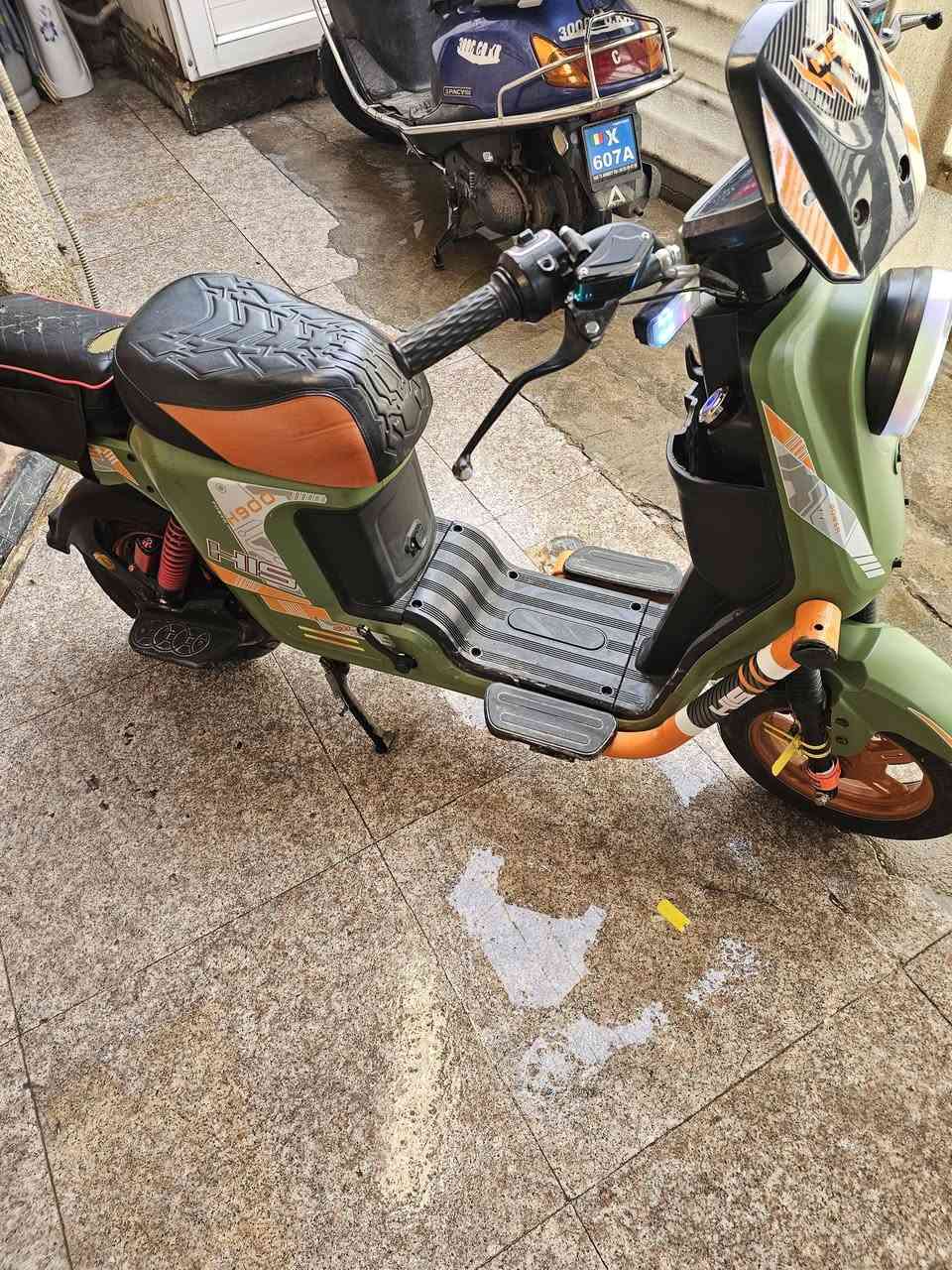 السلام عليكم دراالسلامجه شحن للبيع فول النوعH900 موصفات
لايت عالي ناصي
ضد ماء
بلوتوث
بطاريات 5  ٣٢امبير
ملف2000
استاند موبايل
نشرات سبع الوان
السعر 450 الف وبيها مجال
العنوان بغداد البلديات
***********
