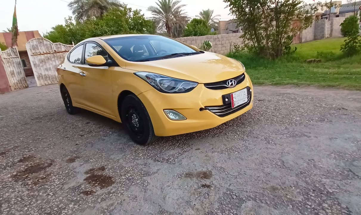 سلام عليكم الانتره موديل 2012خليجي مكفوله كفاله مكينه 1600 رقم بغداد مصفره هيئه غرمات سنويه لا 2028 مكينه كير خير من الله حداديه  تخم تاير جديد مكاني بابل ***********
