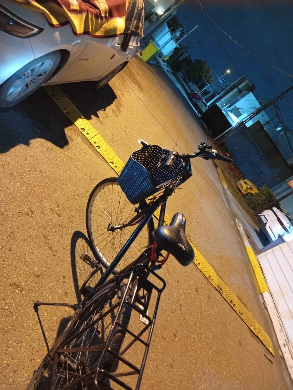 السلام عليكم ورحمه الله وبركاته بايسكل للبيع بايسكل مستعمل البايسكل نظيف للبيع او مراوس ببايسكل ثاني و سعره 80 الف و بي مجال للاستفسار الاتصال على الرقم *********** اذا اتريدون طبو خاص
