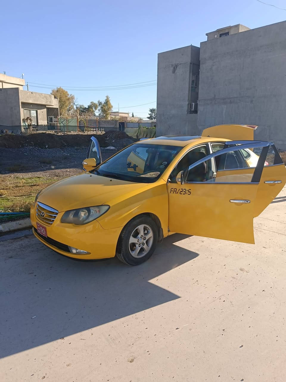 الانتره2011
محرك نضيف كير شرط طخم جديد

الرقم مالها يوم الأربعاء نستلم انكليزي

بيها ابشاصي الوره طخه خفيفه شبرين

مكان موصل حي الكندي
السعر118وبيها مجال
***********
