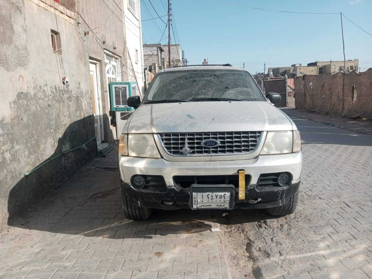 سلام عليكم
سيارة للبيع فورت أمريكي إكس بلور موديل 2002  مكينة وكير جدد حدادية جديدة رقم كركوك مداور ثاني السعر ٦٠ وبيها مجال المكان النجف حي ميسان
***********
