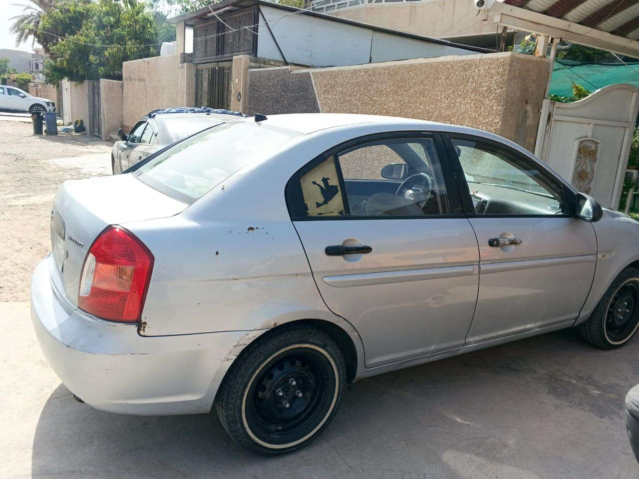 اكسنت ٢٠٠٩ مكفوله من ضربه محرك جديد سيارة تخبل كلهه بلادية تخم تاير جديد حداديه جديدة شاشه سيارة تخبل سعر ٦٩ وبيهه مجال بصيط عنوان شعب شارع صحة رقم الهاتف ***********
