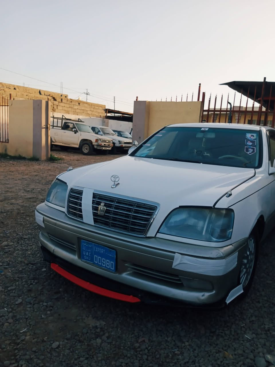 السلام عليكم السياره ادوات ادوات  للبيع كير ومحرك وصدر وتخم تأير كله جديد دكمتين كشن وستيرن  كهربائه وتبريد ثلج السعر 31 مكان السياره صلاح الدين قضاء الضلوعيه ***********
