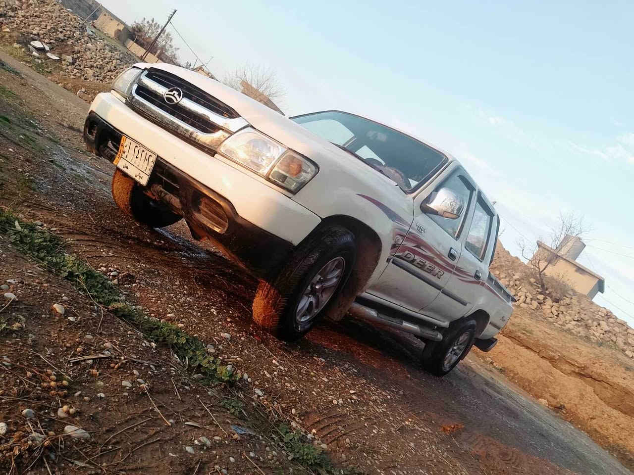 پیکاب دئر ٢٠١٣ زۆر خاوێنە    رەقەم دیالە سەنەوی خۆی لەگەرە بەشەرت پاکەنی  بۆ دەکرێ لەهەولێر   وەکو سبوخ لەی ساکن لێدرانی هیە  ئەمن با حام دەفرۆشم   جوار تای ویلی لە ژێرە 55ماجەلەجی  کەمم *********** أربيل, العراق
