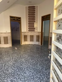 بيت لليجار مساحه 100 متر مربع بدايه حي الموضفين طابق واحد بيت نضيف مثل...