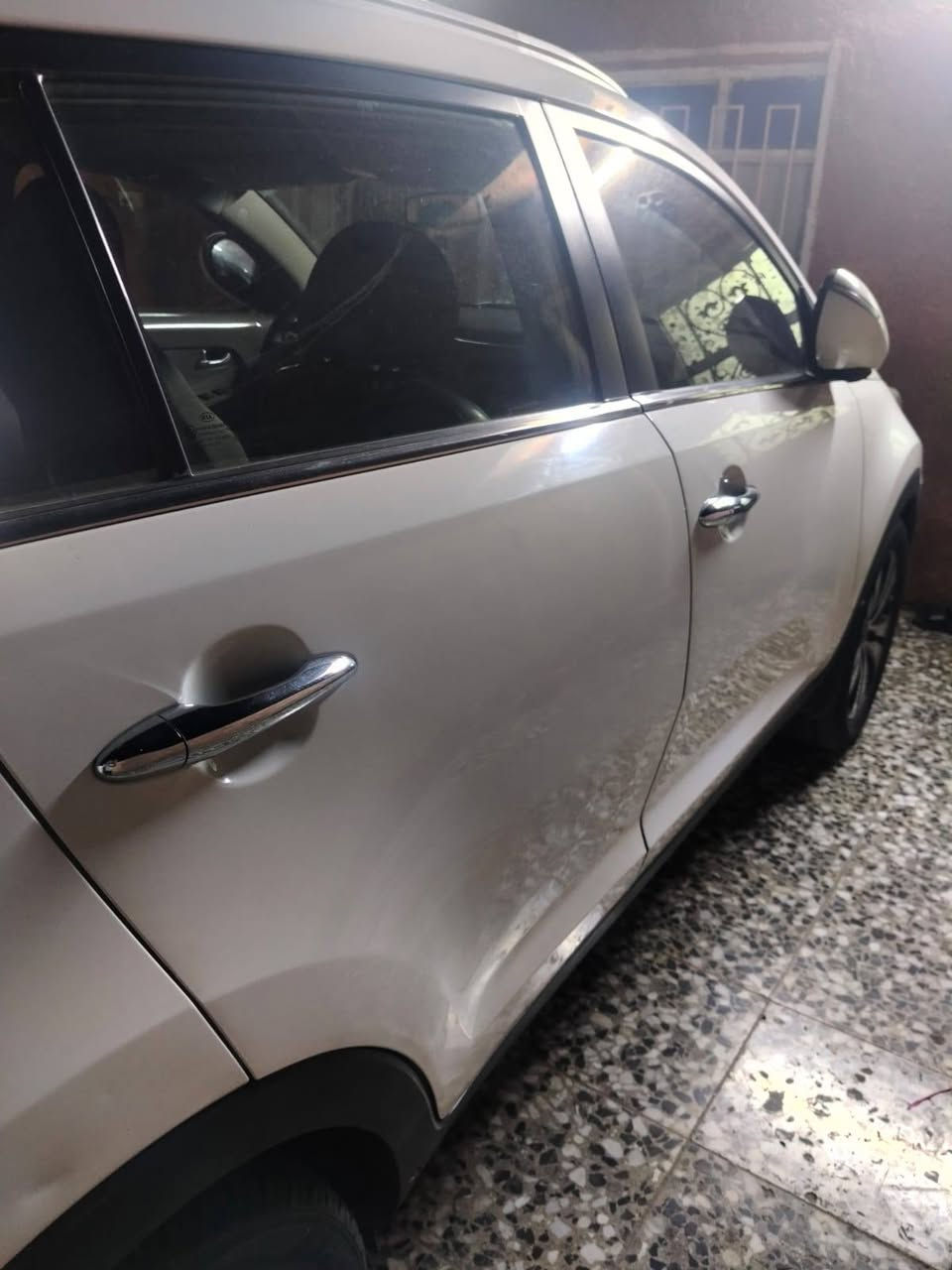 سلام عليكم
كيا سبورتج 2012 فول مواصفات …
بصمه - بنوراما على طول قماره - كشن سائق كهربائي- كشنات جلد رصاصي-  أشاره بل مري - مري كهربائي - حساسات امامي او خلفي - كامره بلاديه - تبريد بيانو - ٣ نظام قيادة
كير او محرك خير من الله تبريد ثلج صدر امامي خلفي بل جيس رقم جديد سنويه جديده هزه جديده سياره خير من الله سعرها 148
***********
