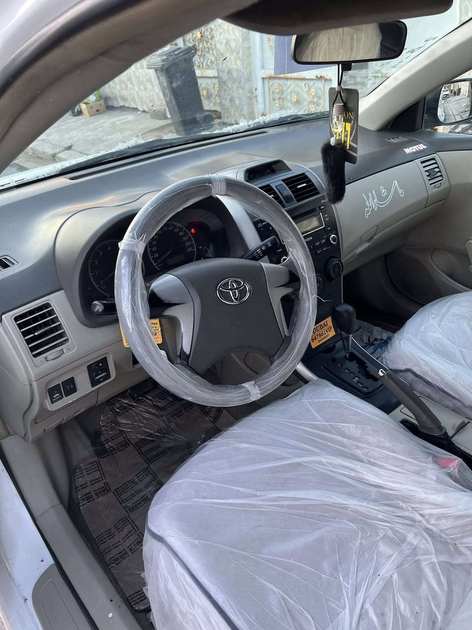 کورلا 8 محدث 2013 سياره عام صبغ مامكلوب بدون دواخل بشرط سعر 94 ورقه ***********
