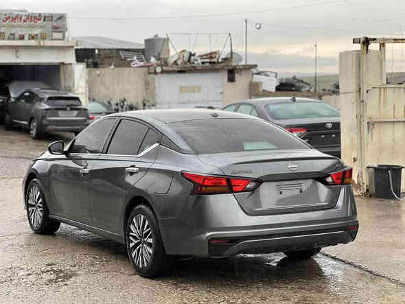 السلام عليكم 
بيع سريع 110$ورقة 😱😱
نيسان التيما 2024
محرك 2500 المرغوب اربعه سلندر
 ضرر~~عام صبوخ بدون دواخل  ايرباك سيستم
مواصفات SVبدون دبل اكسل

ماشي 26الف
بصمه
تشغيل ان بعد
بابين بصمه
شاشه
كاميره
حساس
رادار
كوشن كاراباي
تحديت سرعه
تحكمات ستيرن
ويل كب كروم
لايد ليد
لايد زينو
حجر كزوز بيلادي
بعد هواي مواصفات
سياره جاهز شرط تترقيم شيمال

السعر بلاش 110$
***********  واتساب فقط للتواصل 

عنوان عقرة اكر
