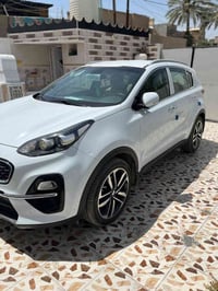 سبورتج 2020 ماشيه 39 الف سياره بحالة وكاله جانت مضمومه واستعمال قليل م...