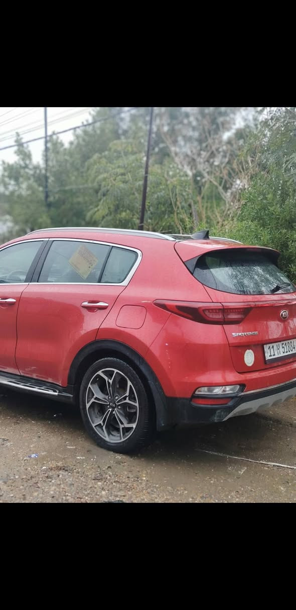 كيا سبورت جيتي لاين 
موديل 2019
فول مواصفات
صندوق كهرباء
تشغيل عن بعد
انظمة قياده
مري شفط
قطعتين تبريد
او بعد مواصفات 
السياره كفاله ماعده بارد بسيط في الجاملغ الايسر
السعر   19500
 العنوان بغداد   الشرطه الرابعه
للاستفسار ***********
