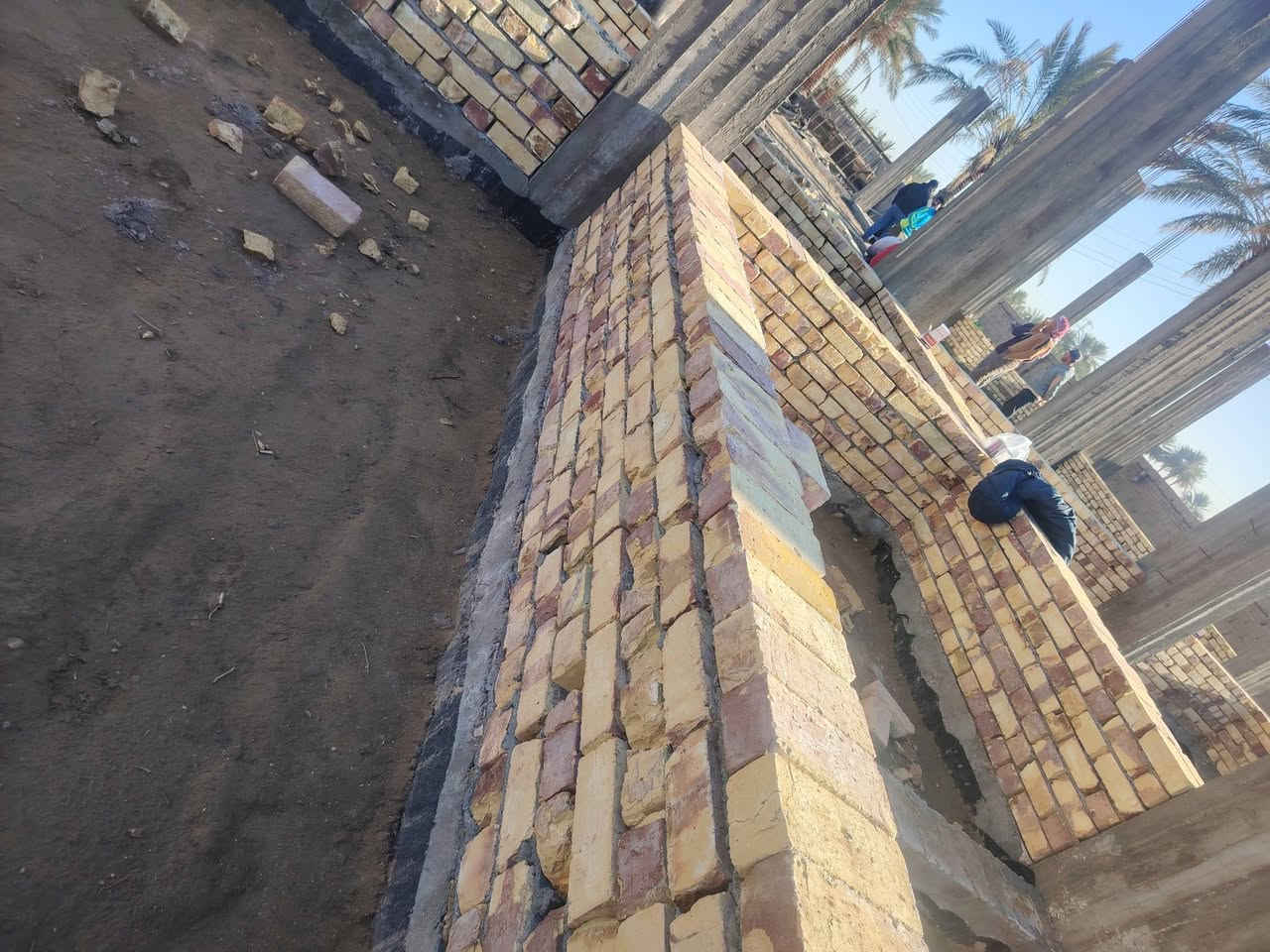 🔥 مكتب بابل – خبرة وثقة! 🔥
🏗️ بناء الطابوق العادي تحت البادلو
📍 مضيف أحد المشايخ – شمال بابل
✅ الطابوق العادي يعطي ثبات ومتانة عالية للبادلو
✅ يسهل التسوية ويضمن تحمل الأوزان
✅ تنفيذ دقيق ومهني على أصول الهندسة
💪 شغل مضبوط، جودة وموعد متفق عليه
 
مكتب بابل الهندسي
المهندس الاستشاري وسام صادق السلطاني ٠
للتواصل مع الكادر الهندسي
م احمد/ ***********
م حسام/ ***********
