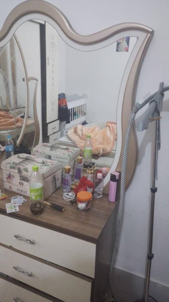 للبيع غرفه تركيه 5 قطع نضيفه السعر، 375 وبيها مجال نجف حي النداء شارع المجمعات بيع مستعجل


**إذا كنت صاحب هذا الإعلان وتريد حذفه لأي سبب، رجاءا أرسل رسالة إلى الدعم الفني**