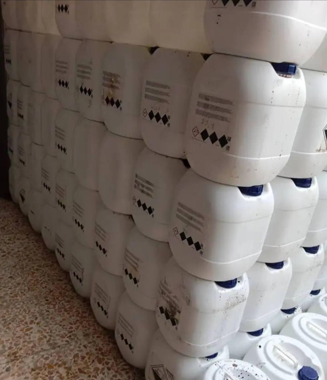 #مجمع ايليا للتجاره العامه _🥶
🔘 عرض خاص جدااااااااا وبسعر رائع 
تصميم أنيق وكفاءة عالية. متوفرة في مجمع 
• 
ـــــــــــــــــــــــــــــــــــــــــــــــــــــــــ
 جلكانات ٢٠ لتر شرط غذائي مال ببسي ( ينشرب بي ماء)

اسعارنه جمله فقط  

                        جمله  فقط 

    #تجهز معامل الزاهي مستحقات التنظيف 
    #تجهز معامل الدبس 

 شكد رايد عدد موجود

شكد ما تريد متوفر عدنه  لحد 10 الف جلكان😍
         
ــــــــــــــــــــــــــــــــــــــــ 
،،،،،،،،،،،،،،،،،،،،،،،،،،،،،،،،،،،،،،، 

للحجز اتصل بنا 📲
 ☎️ جملة خصم لاصحاب المحلات التجارية
*********** ☎️ مبيعات الجمله

المعرض مفتوح من  07:00 ص الى 2:00 م
ولجميع الايام 

العنوان (بابل / حلة / شارع 80 مجاور مجمع زمزم)

العنوان (بابل / حله /   يم شركة الرنا ( المخازن )
#مجمع ايليا للتجاره العامه
  #متوفر  واتساب ***********
