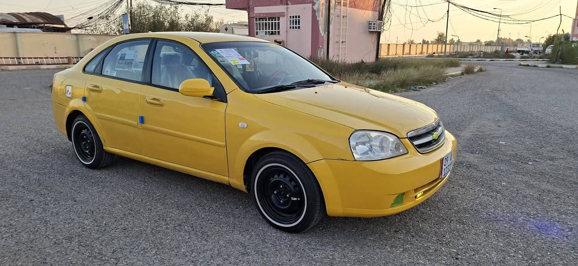 *********** سلام عليكم وبتره موديل 10 وارد خلجيه مكفواله سياره ضربه سياره جاهز من تخم تاير حداديه مامي خلفي مكينه وكير مكفولات سياره كير عادي رقم واسط مشروع وطني سنويه جديده رقم جديد مكان واسط السعر 55
