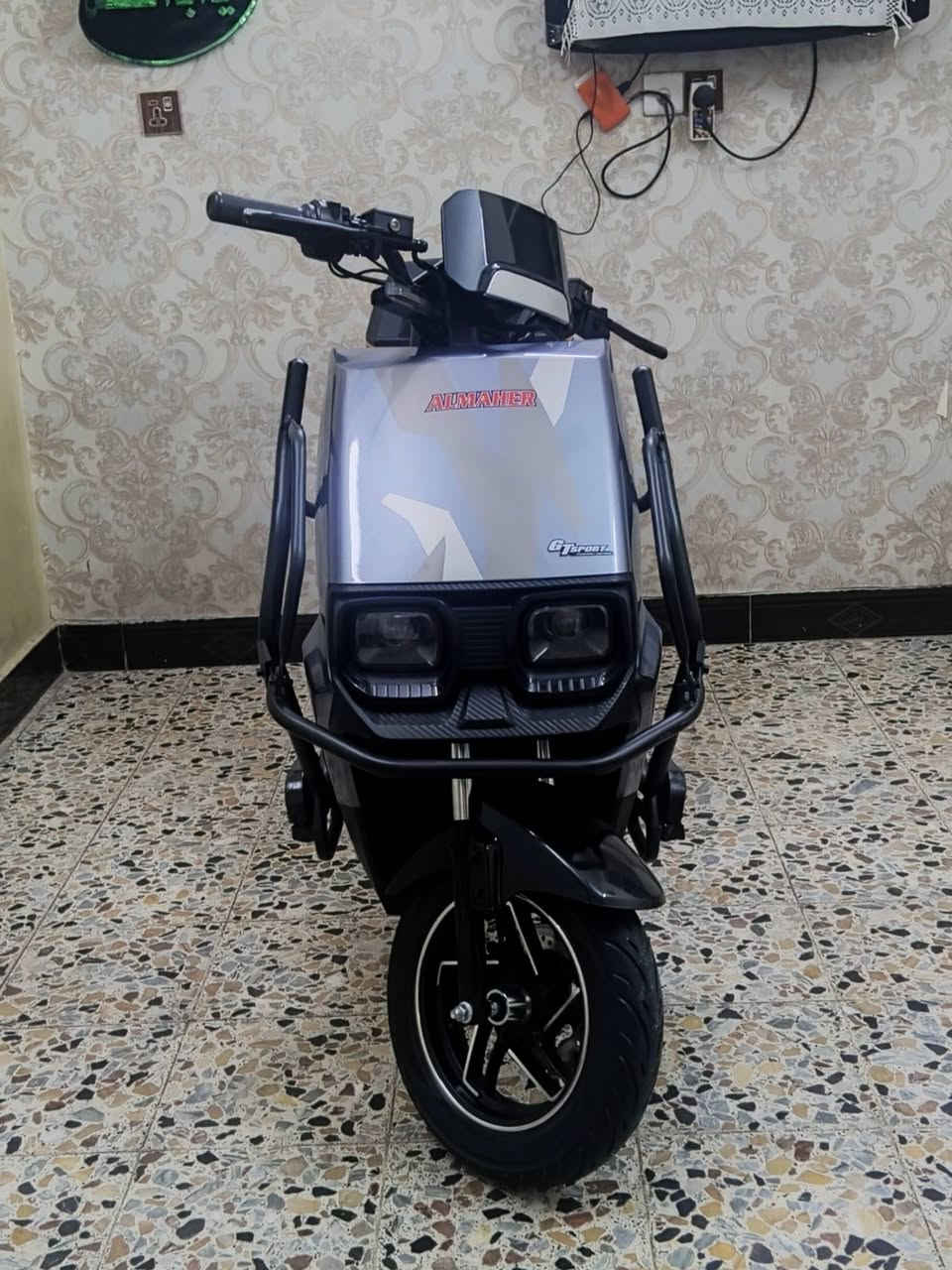 السلام عليكم خوان  دراجه شحن للبيع دراجه جديده مكفوله كفاله عامه من كلشي كهرباءيات شاشه  دبل ستان ستان صفح دراجه نضيفه كلش  وحلوه مكاني  بغداد مدينت الصدر  دراجه سعره 600 واني بل خدمه ***********
