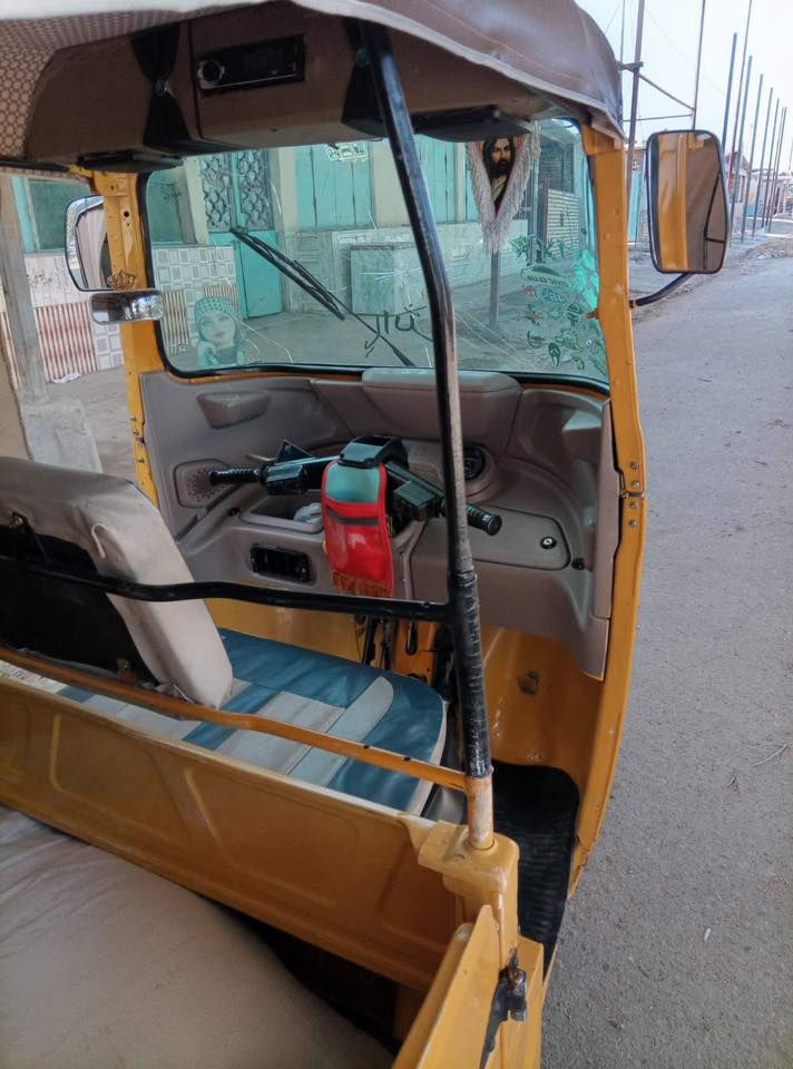 للبيع موديل 21 اوراق اصولي سعر5مليون وبيها مجال العنوان بابل
***********
