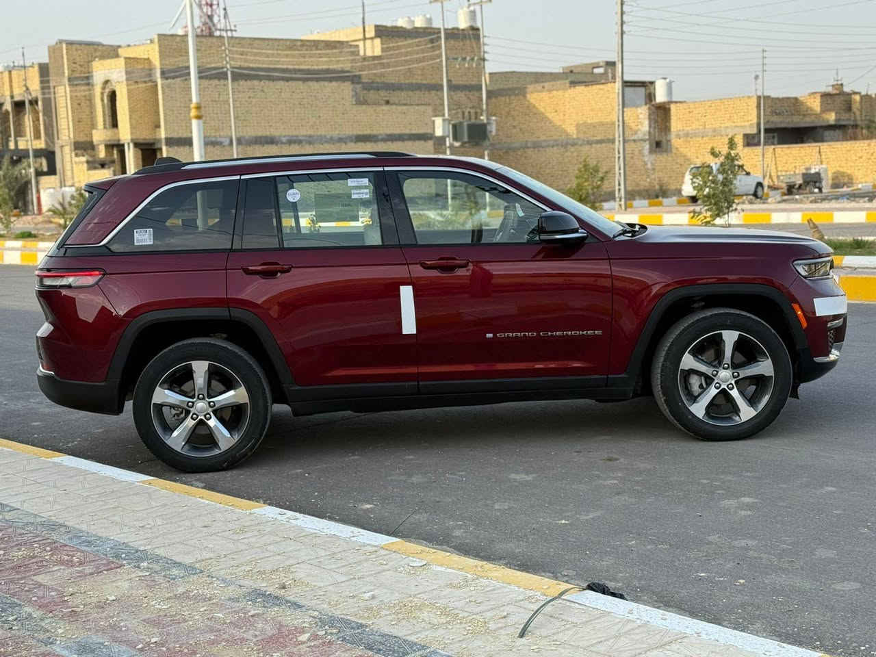 جيب 2023امريكي تبديل بنيد فقط بدون ضرر داخل (رقم بغداد بسمي)
مواصفات فول عدا البنوراما
بصمه شاشه جبيره مري قلاب نقطه عمياء
اشاره بالمري كشنات جلد تبريد تدفئه بالكسن
بريك ذكي حساسات كامره شاشه كار بلي
جنطه كهربائيه لد امامي خلفي ماشيه 14الف
محرك 6سلندر 5راكب دواخل لونين سبير مانازل
جاهزه من كلشي السعر 320وبيها مجال. مكان السياره ناصريه مركز قليل للاستفسار ***********///*********** (السونار مرفق بالمنشور)
