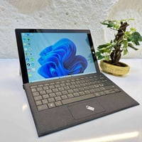 ب200 الف i5 رام 4 هارد 128 SSD حجم 12.3  وتساب 07878530911
