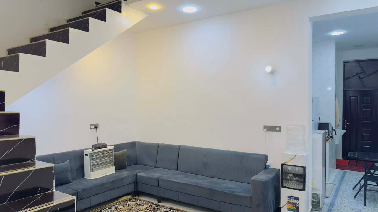 #للمراوس
مشتمل 105م بحي الحوراء شارع 15م على ساحة 
حديث طابق واحد
التفاصيل خاص


**إذا كنت صاحب هذا الإعلان وتريد حذفه لأي سبب، رجاءا أرسل رسالة إلى الدعم الفني**