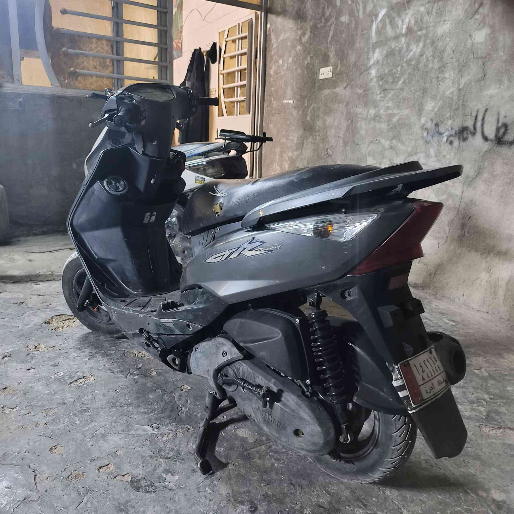 سلام عليكم
ماكس ثعلب🦊
للبيع دراجة بلادية كفالة 
من المكينة و الكلجات و الكفرات 
كهربائيات ما ملعوب بيها شلعة و معدل 
مكينة خرسة ما ينسمع الها صوت ابد 
نقصها بس خيالها السعر 650 مكان بغداد رقم *********** موجود خاص مو شراي لا تتعبني
