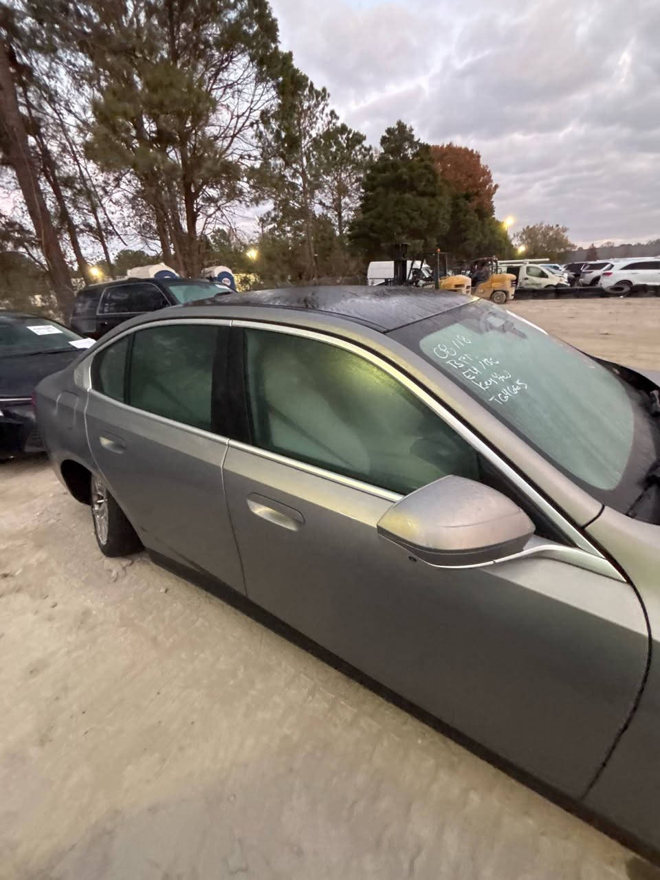 ٢٠٢٥
ماشي ٦ الف 
كلين تايتل
مكفول 
مكاني موصل
سعر ٤٩ الف
***********
