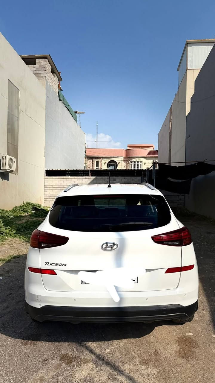 هونداي توسان خليجي

موديل ٢٠٢٠ الكاصد 

رقم بغداد الماني بسمي 

لون ابيض 

٤ سلندر ٥ راكب 

بصمتين: تشغيل وتقفيل 

بردات خلفية اصلية 

كشنات جلد اصلي لونين 

كشنات ٢ كهرباء 

تشغيل عن بعد 

شاحن وايرلس 

شاشة كبيرة اندرويد 

كامرة دوارة اصلية 

مري شفط مع القفل 

حساس امامي وخلفي 

نظام ايكو درايف 

تحكم استيرن فول 

حاكية : ابلوتوث: اوكس 

شاشة اعطال بلدشبول 

كيجات السرعة زئبقية 

جي : بي: اس: خرائط طرق 

هند بريك برجل 

تبريد ابيانو لمس 

تبريد قطعتين ثلج 

لد امامي وخلفي 

لايت زنون اصلي 

اضواء ترحيب بليدات 

علامة سورنتو بلدوسة 

يدات نيكل اصلي 

اشاير بلمري 

٥ ويل كب ١٩

تخم تاير جديد لك 

كير ومكينة وصدر وحدادية وتبريد كفالة عامة

صبغ شويه بل بنيد جاملغ خلفي ليسر

الرقم الدولي الجديد // هزة جديدة // سنوية جديدة 

سيارة جديدة مال بيت بية تراي مال زيرو 
لرضيه كاعيع مدوشمه 

السعر١٧٤

***********
