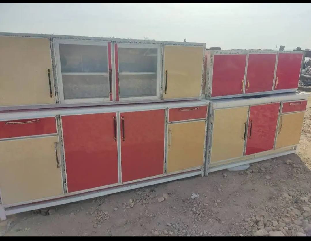 كاونتر للبيع تركي
4 قطع نظيف تزگام الشراي يتصل على الرقم ***********
