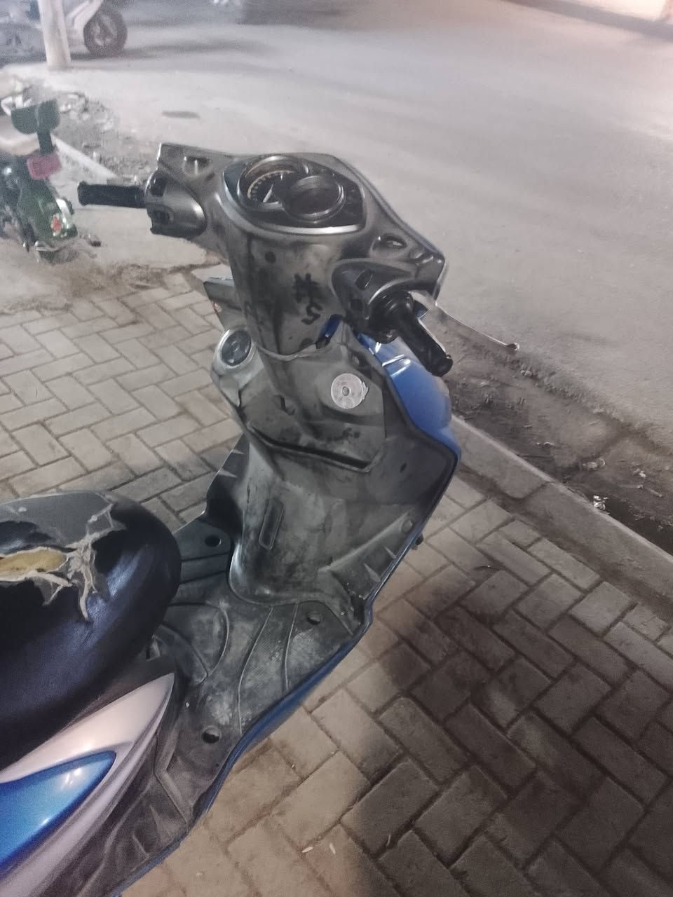 سلام عليكم درجة سكنس ختم واحد بلاديه بغي مامفتوح بيه جيب فيتار تعال فحص مكاني كريعات  ***********
