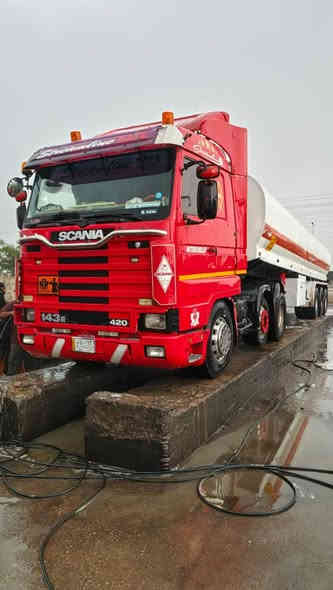 سلام عليكم
للبيع سكانيا بطه سنكل امامي
حجم 43
مديل 1995 (حموله عاليه) بويلر / اسود 36 / بياضات 38 
رقم انبار دولي بسمي 
تانكي مصلاوي 
حاليا السياره بل عمل
السياره جاهزه 
سعر 245
مكاني نجف 
***********
