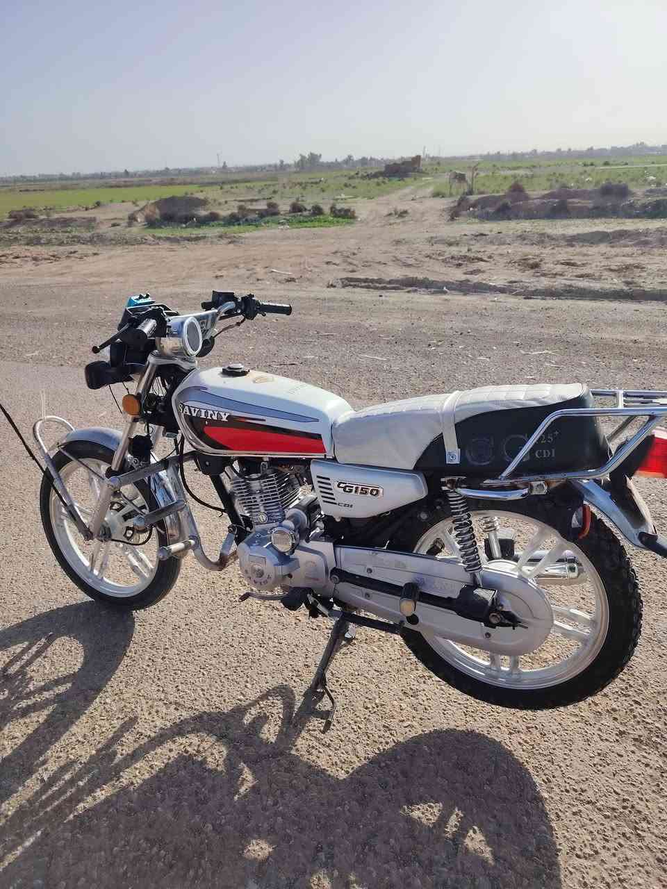 س ع متاح ماطور سافين موديل 21نضيف فول مابي اي عيب بس الباتري اشويه ضعيف هاذا موعيب القاقي بل شرط محرك مامفتوح صرف مابي نضيف فول مكاني كركوك  السعر550 ***********
