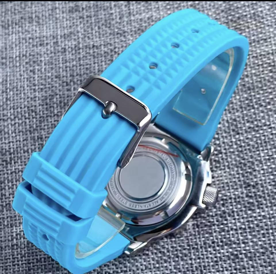 السلام عليكم.. ساعة مونستر غواصين ماركة تاندوريو الغنية عن التعريف
مكينة ياباني أصلي اوتوماتيك 24 جوهرة

لومينوس c3

جام زفير شرط الفحص بجهاز الالماس

ضد الماء غواصين

سير ربر لون تيفاني بلون المينا 

مع علبتها الاصلية

مزاد من 90 الف وانت صاعد

متوفر خدمة توصيل 🚚


**إذا كنت صاحب هذا الإعلان وتريد حذفه لأي سبب، رجاءا أرسل رسالة إلى الدعم الفني**