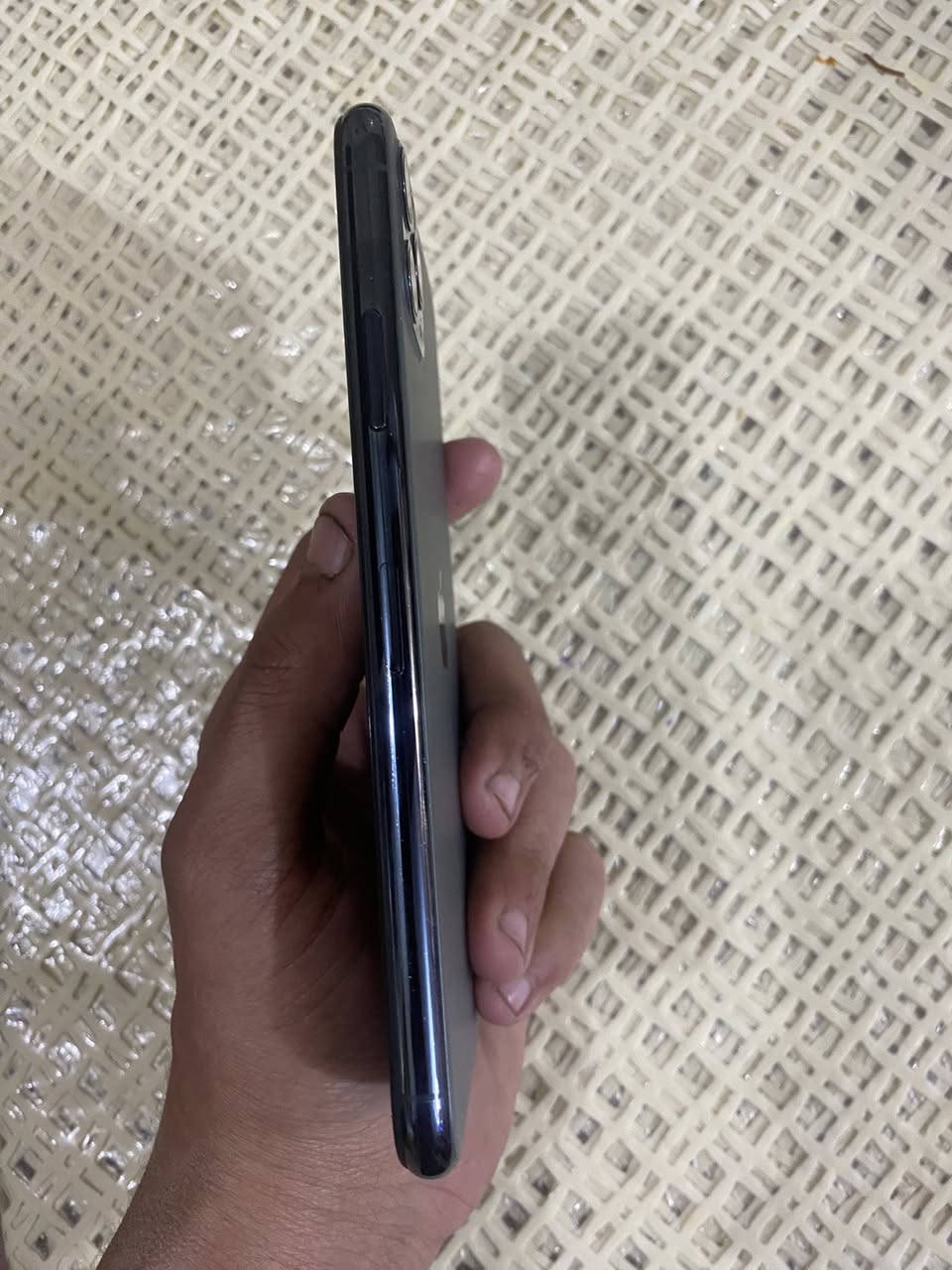 السلام عليكم جهاز 11برو ماكس بطاريه 80امبدل شاشه اصليه ذاكره 256فيس إيدي شغال مكاني ديالى الخالص سعر 250بي مجال حك الجيه الجهاز غير ذنب مالي اي شي الرقم ***********
